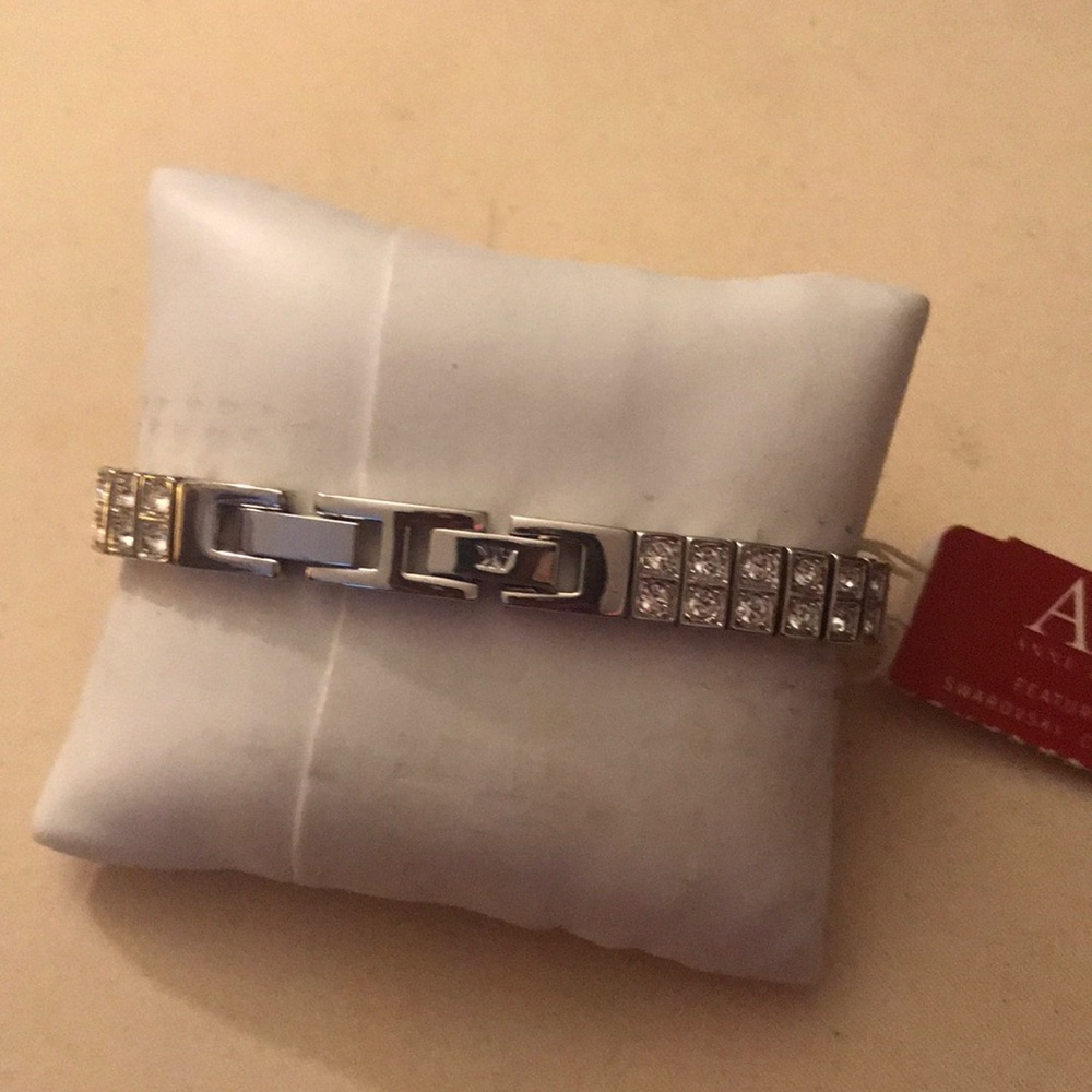 Watch - Picture 3 of 4